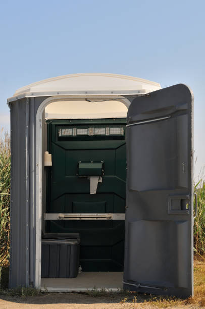Best Portable toilet rental cost  in Eden Prairie, MN